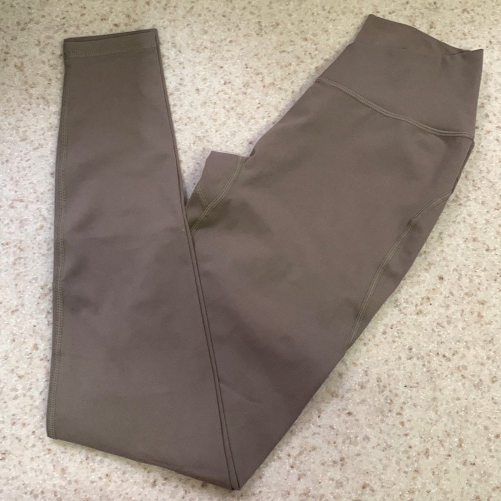 Alphalete leggings
